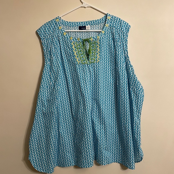 Basic Editions Tops - Basic Editions Teal and White Blouse . Never worn